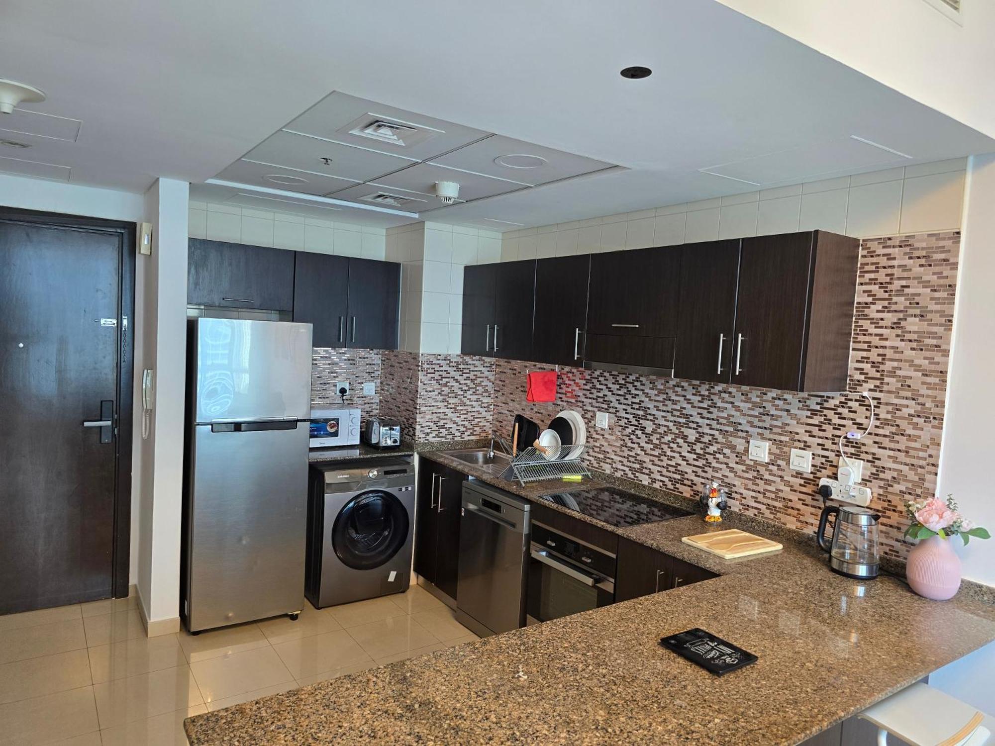 Marina View Pool View 1br Near Jbr Walk & Apartment *